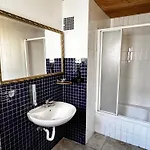Vardi Haus Vendégház *